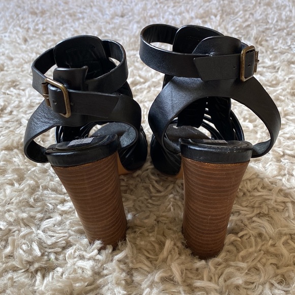 Steve Madden Sandrina Heels - Picture 2 of 10